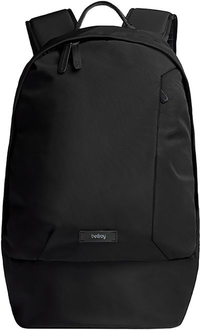 Am image of a Custom Bellroy Classic 16