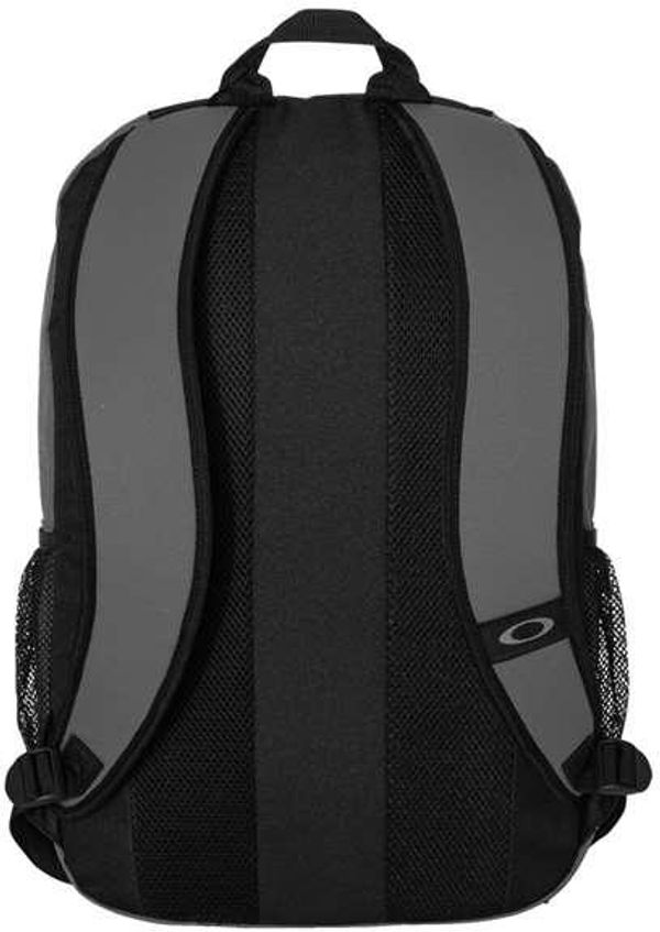 Am image of a Custom Oakley 22L Enduro Backpack in Grigio Scuro!