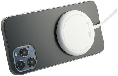 An image of a Custom MagClick™ Pro Fast Wireless Charging Pad!