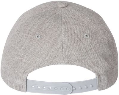 Am image of a Custom Premium Curved Visor Snapback Cap in Heather Grey!