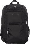 Am image of a Custom Oakley 22L Enduro Backpack in Black!