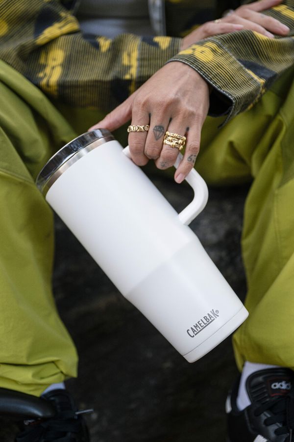 An image of a Custom CamelBak Thrive Leak Proof Mug 32oz!