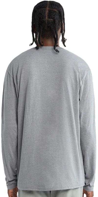 Am image of a Custom C'est Essential Long Sleeve Shirt in Gray Gris!