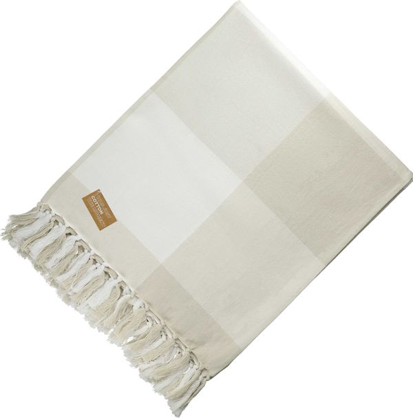 An image of a Custom Field and Co 100 Percent Organic Cotton Check Throw Blanket!