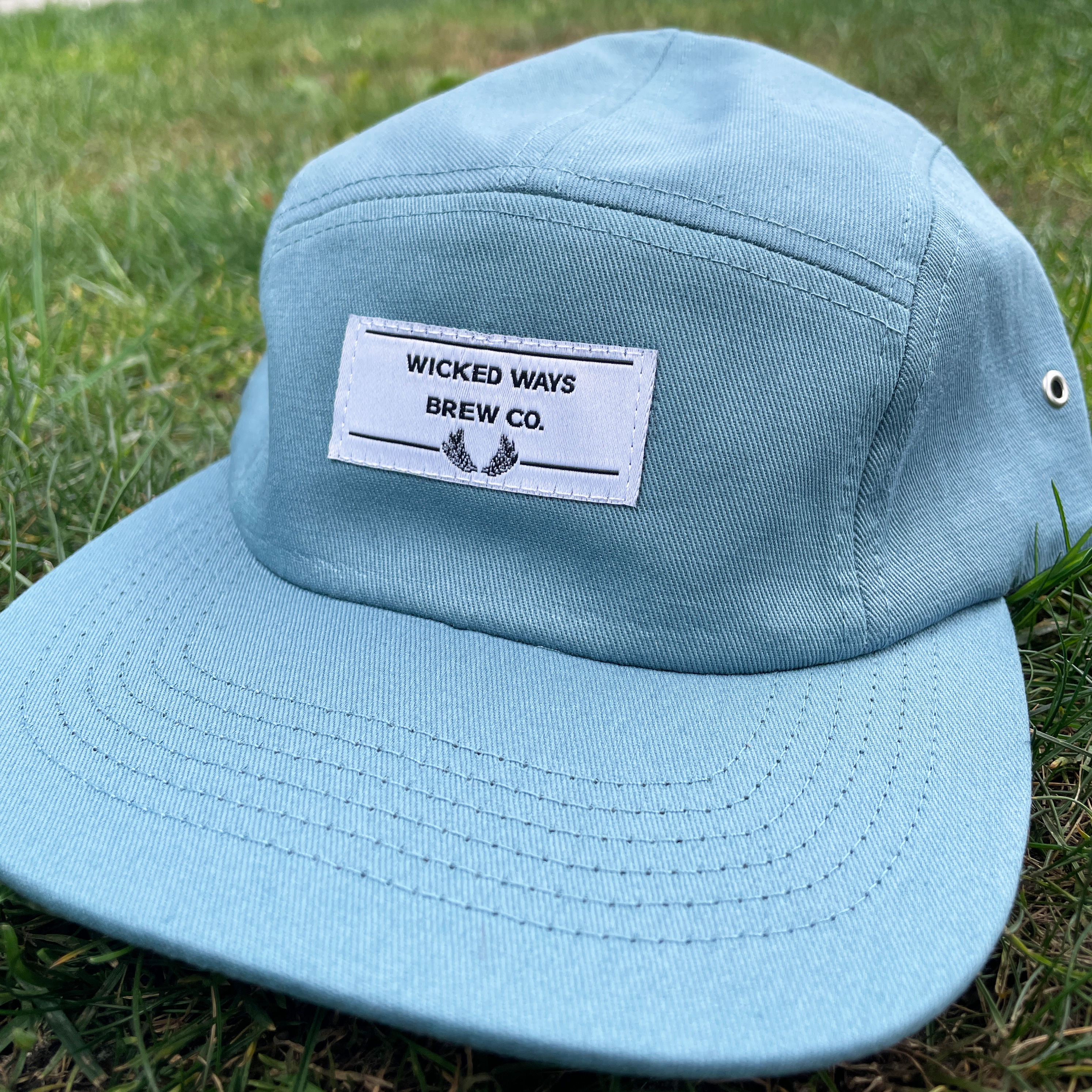 An image of custom woven labels that you can print your logo or design on