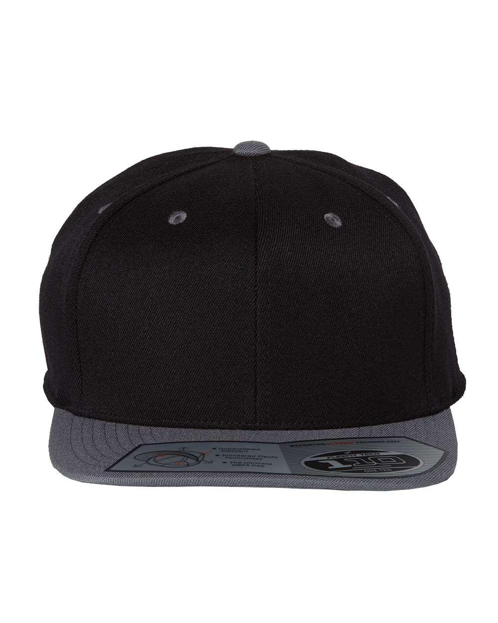 Flexfit 110 Flat Bill Snapback Cap in Black/Grey