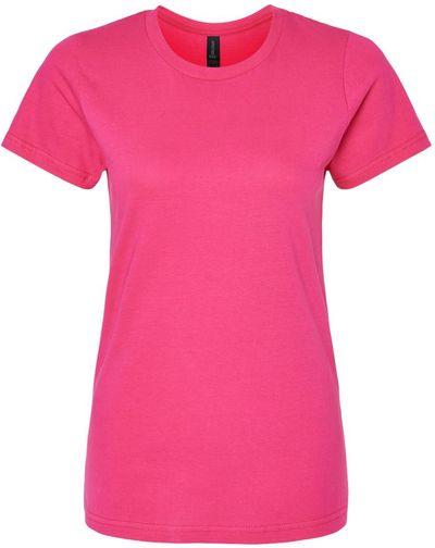 Am image of a Custom Gildan Softstyle Women's Midweight T Shirt in Heliconia!