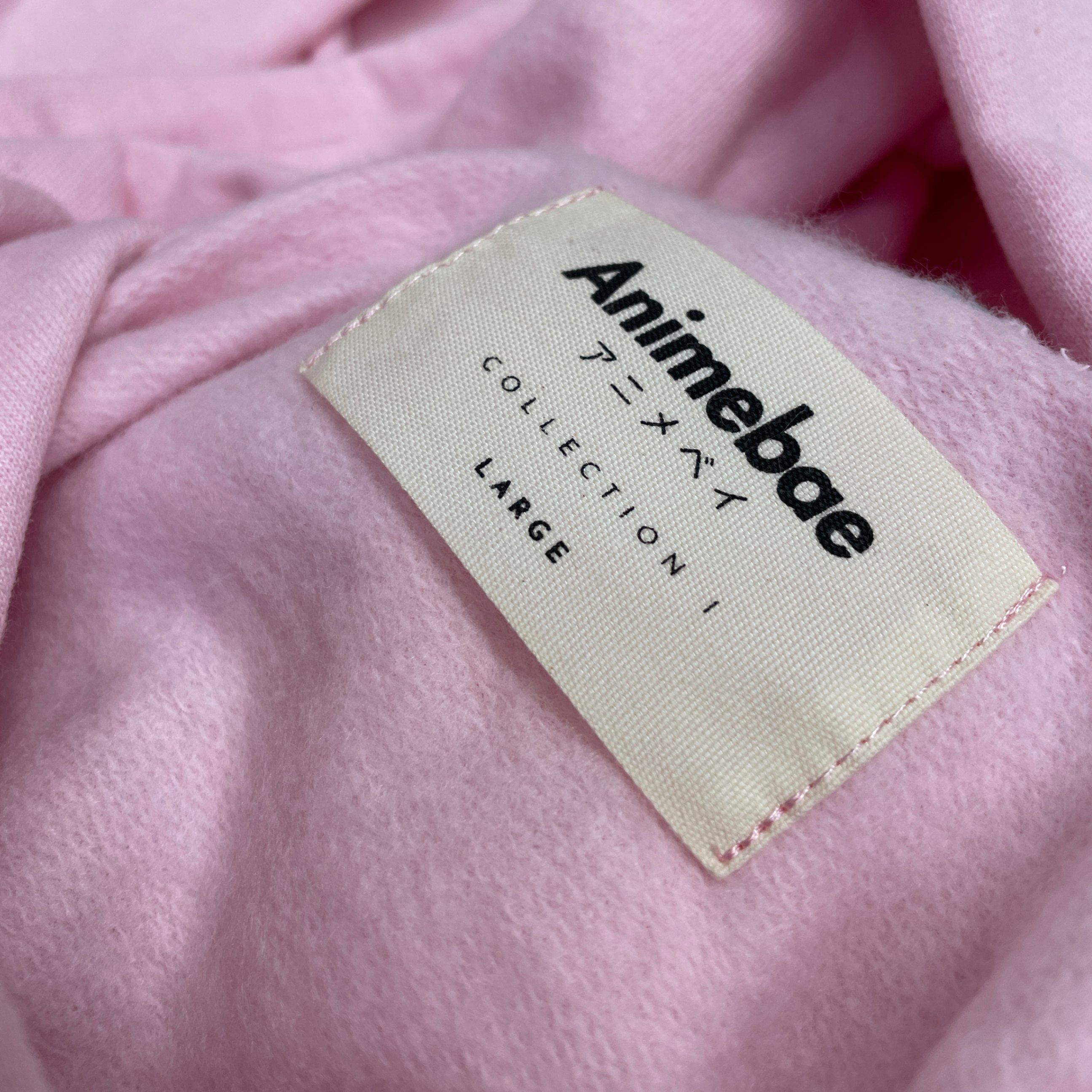 An image of sewn on custom neck tag