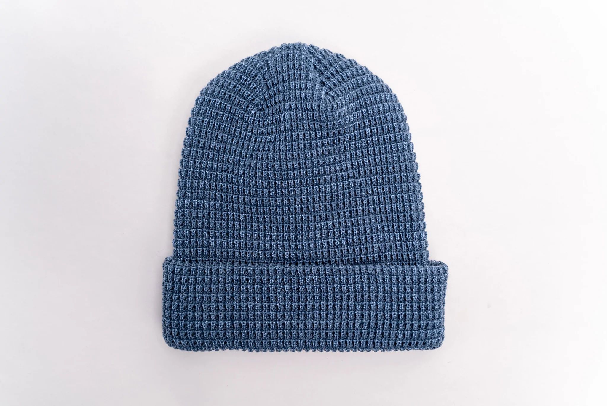 Beaniiez Leery Waffle Acrylic Toque in Pigment Slate Blue