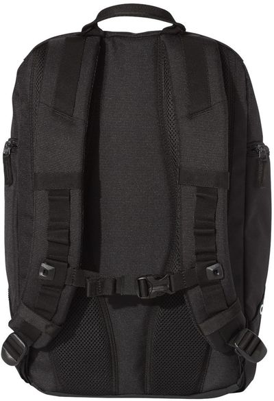 Am image of a Custom Oakley 22L Street Organizing Backpack in Blackout!