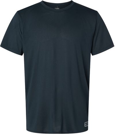 Am image of a Custom Oakley Team Issue Hydrolix T Shirt in Blackout!