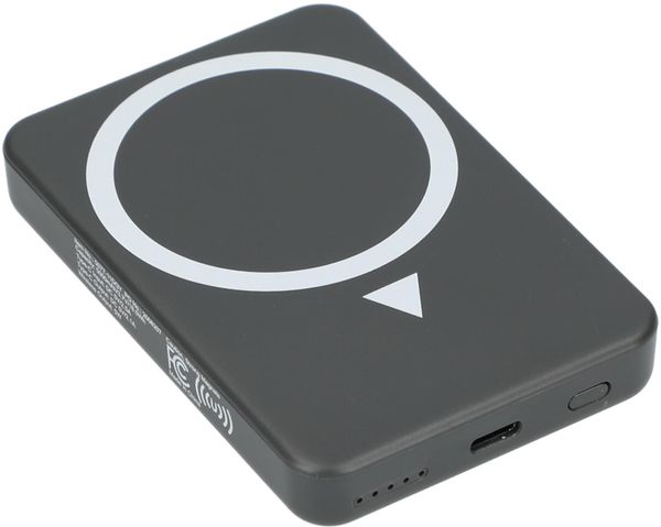 An image of a Custom Solekick MagClick 5000 mAh Wireless Power Bank!