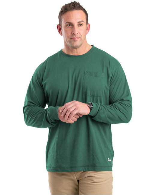Berne Unisex Performance Long Sleeve Pocket T Shirt in Pine