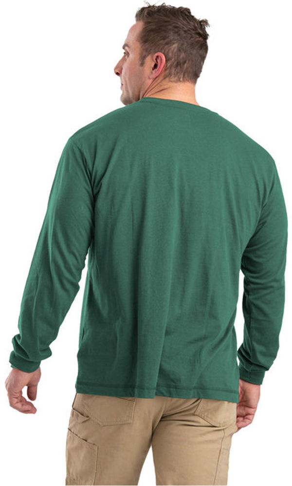 Am image of a Custom Berne Unisex Performance Long Sleeve Pocket T Shirt in Pine!
