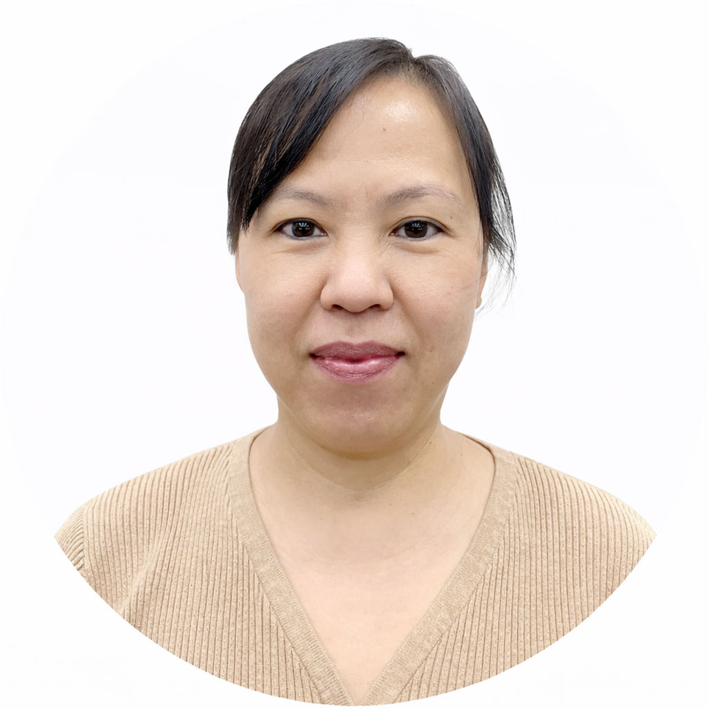 Kim | Embroidery Specialist