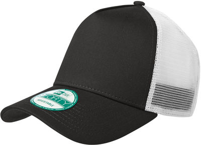 Am image of a Custom NEW ERA SNAPBACK TRUCKER CAP in Black/White!