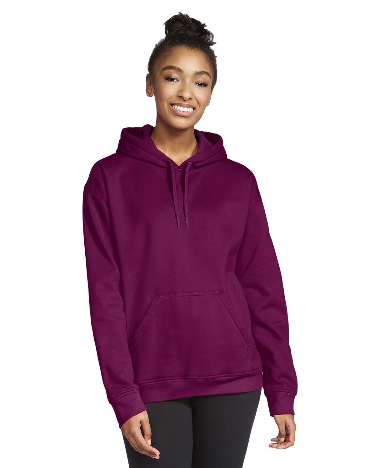 Gildan Adult Softstyle® Fleece Pullover Hooded Sweatshirt in MAROON