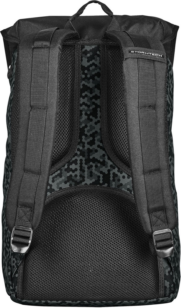 Am image of a Custom Stormtech Oasis Backpack in BLACK!